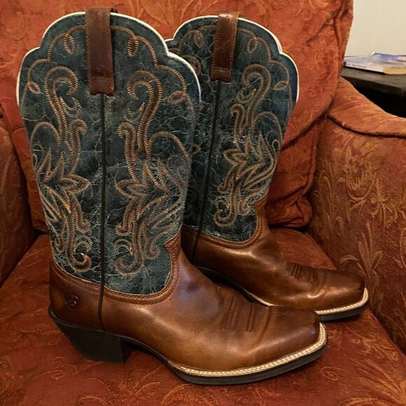 Ariat Western Square Toe Women Size 7B - Picture 1 of 11